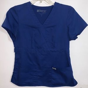 Barco Grey’s Anatomy Scrub Top || Style: Riley || Size: Medium
